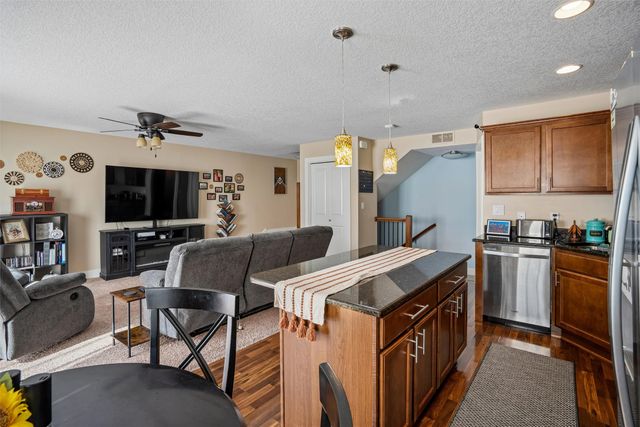 1028 NE 49th Lane, Ankeny, IA 50021