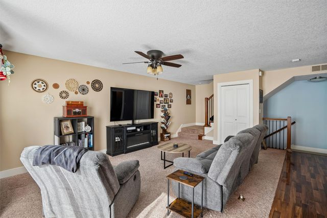 1028 NE 49th Lane, Ankeny, IA 50021
