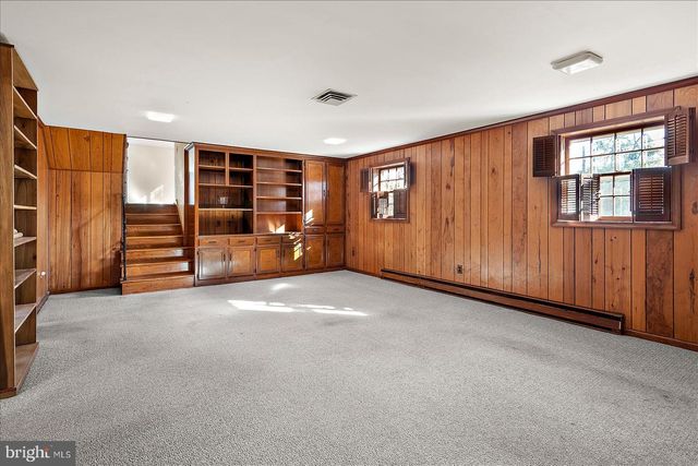 1214 ORCHARD CIR, Salisbury, MD 21801