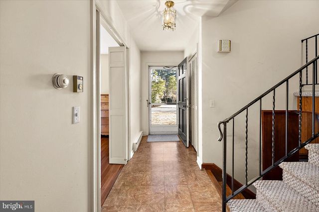 1214 ORCHARD CIR, Salisbury, MD 21801