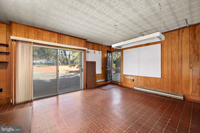 1214 ORCHARD CIR, Salisbury, MD 21801