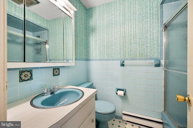 1214 ORCHARD CIR, Salisbury, MD 21801