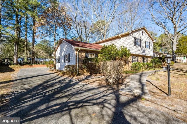 1214 ORCHARD CIR, Salisbury, MD 21801