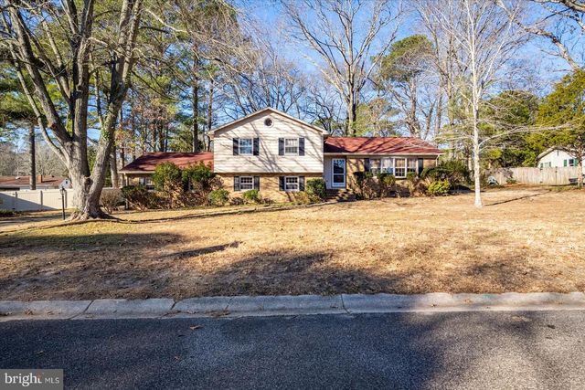 1214 ORCHARD CIR, Salisbury, MD 21801