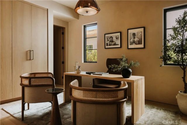 4926 Nagle Avenue, Sherman Oaks, CA 91423