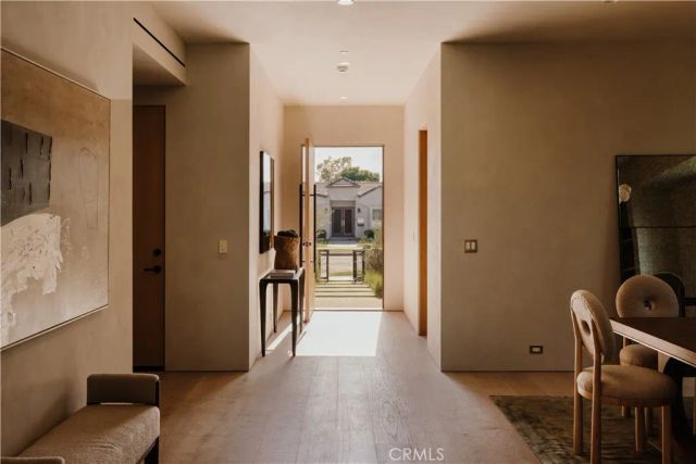 4926 Nagle Avenue, Sherman Oaks, CA 91423