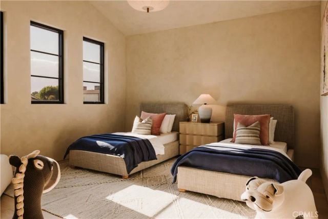 4926 Nagle Avenue, Sherman Oaks, CA 91423