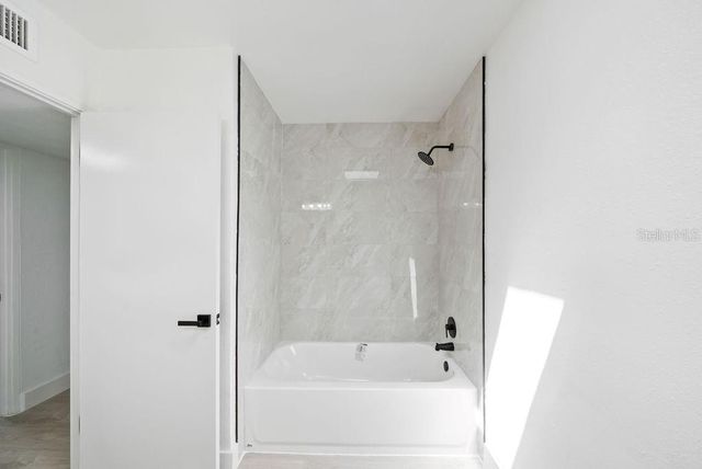 640 WESTWARD CIRCLE, Daytona Beach, FL 32117