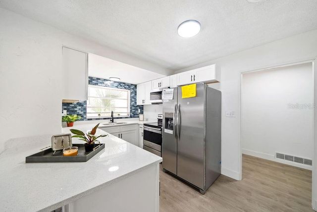 640 WESTWARD CIRCLE, Daytona Beach, FL 32117