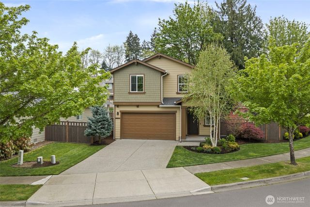 8896 Silverspot Drive SE, Tumwater, WA 98501