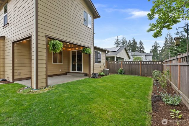 8896 Silverspot Drive SE, Tumwater, WA 98501