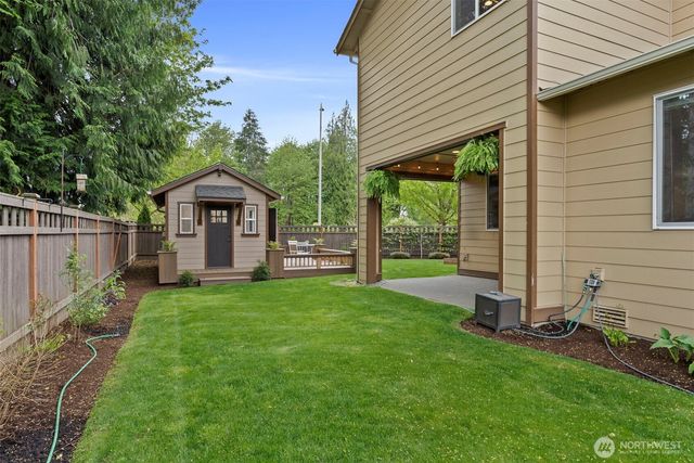 8896 Silverspot Drive SE, Tumwater, WA 98501