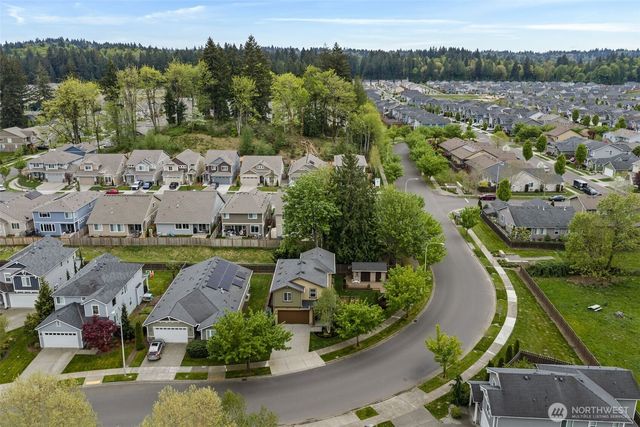 8896 Silverspot Drive SE, Tumwater, WA 98501