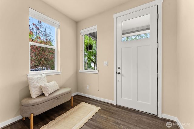 8896 Silverspot Drive SE, Tumwater, WA 98501