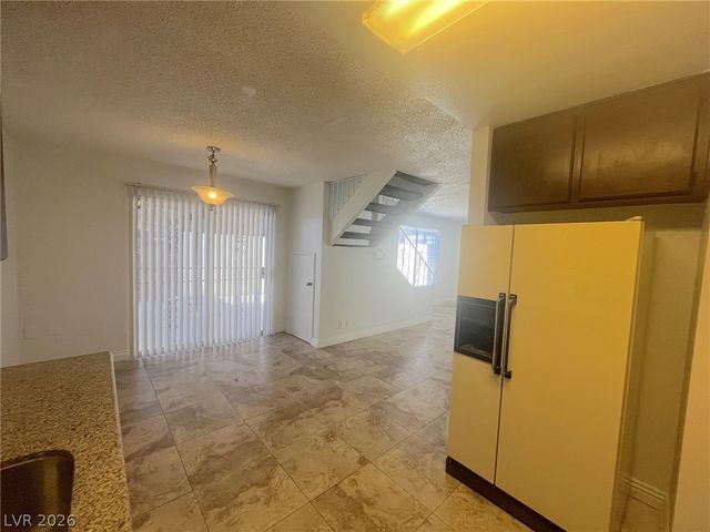 6007 Bromley Avenue, Las Vegas, NV 89107