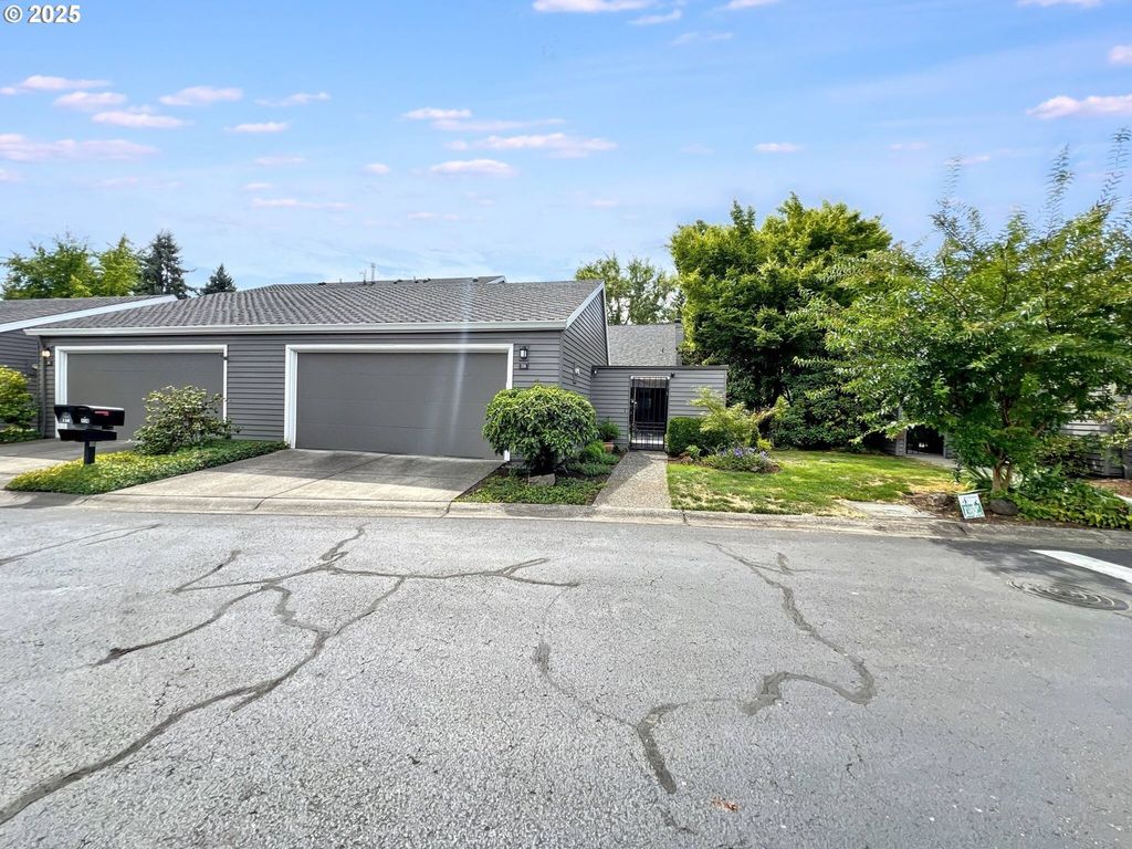 114 GREENRIDGE Ct, Lake Oswego, OR 97035