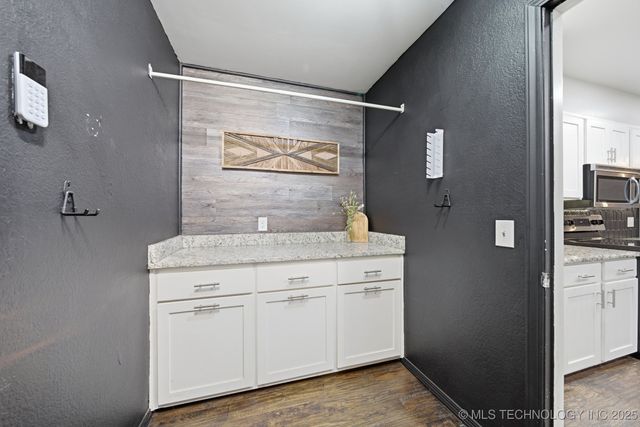 204 W Albuquerque Street, Broken Arrow, OK 74011