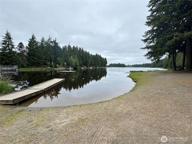 2741 E Timberlake Drive W, Shelton, WA 98584