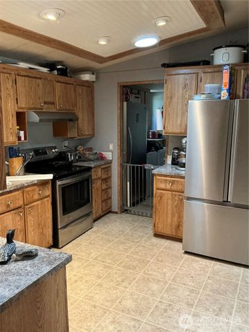 2741 E Timberlake Drive W, Shelton, WA 98584
