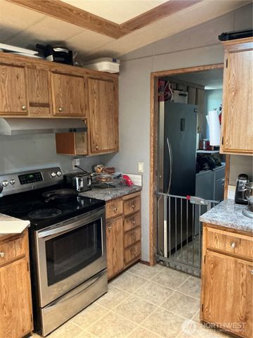 2741 E Timberlake Drive W, Shelton, WA 98584