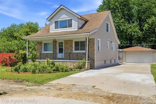 20219 Nicke Street, Clinton Charter Township, MI 48035
