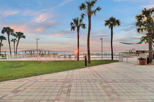 880 MANDALAY AVENUE S806, Clearwater Beach, FL 33767