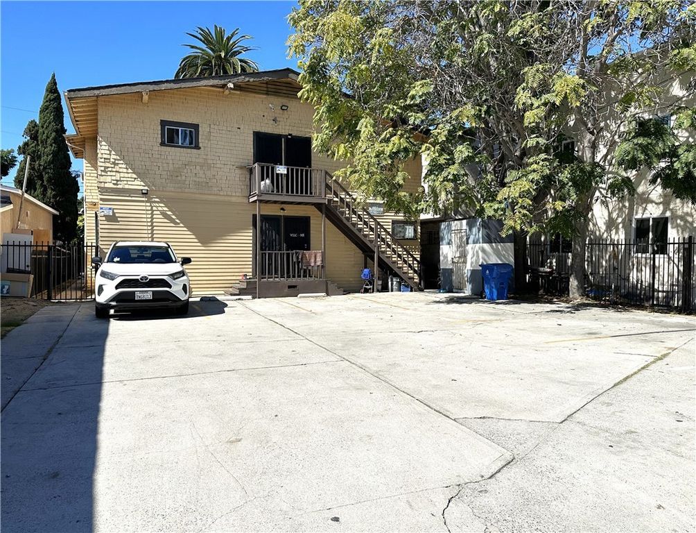 4536 Wesley, Los Angeles, CA 90037 — photo 3