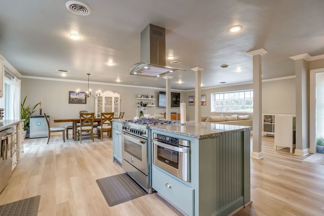 6601 Dakar Road W, Fort Worth, TX 76116