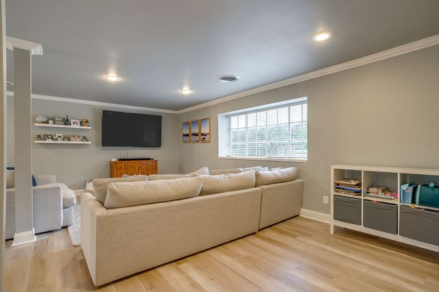 6601 Dakar Road W, Fort Worth, TX 76116