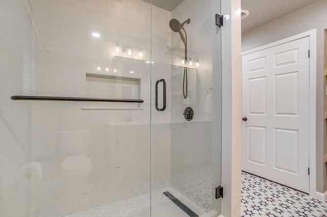 6601 Dakar Road W, Fort Worth, TX 76116