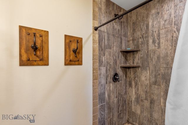 22 Hayfield Loop Trail, Ennis, MT 59729