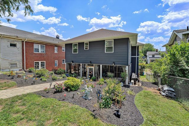2015 Denniston AVE SW, Roanoke, VA 24015