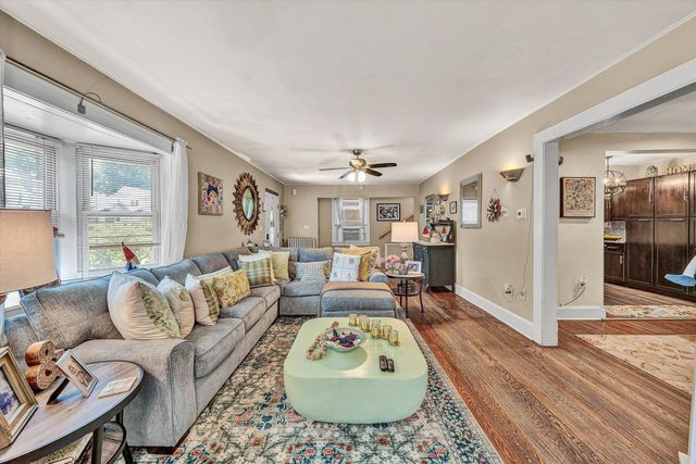 2015 Denniston AVE SW, Roanoke, VA 24015