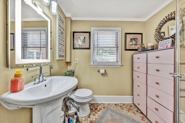 2015 Denniston AVE SW, Roanoke, VA 24015