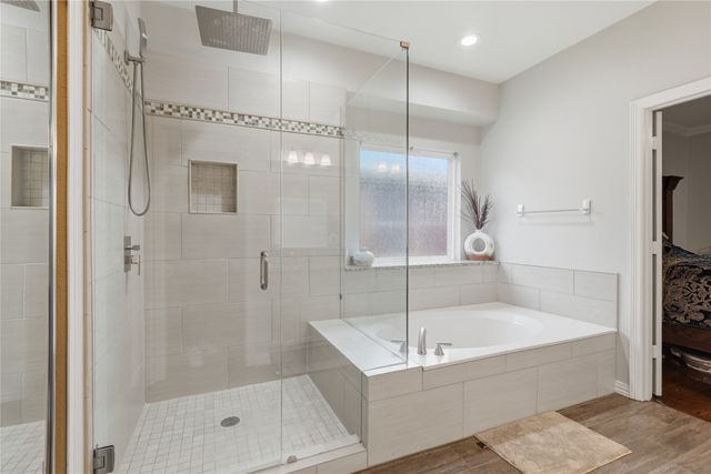 5904 Heron Cove Lane, The Colony, TX 75056