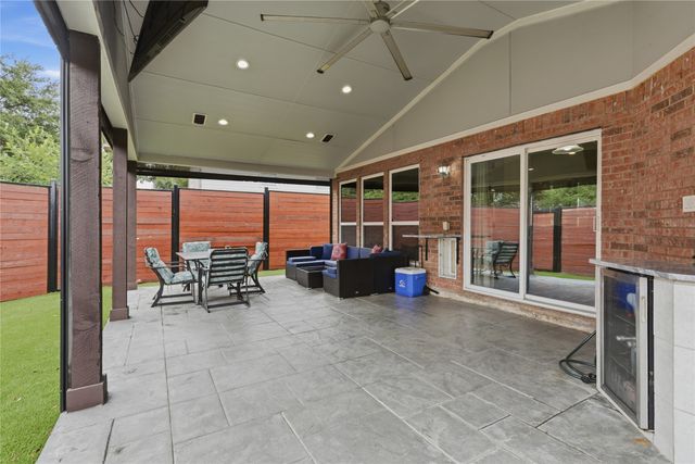 5904 Heron Cove Lane, The Colony, TX 75056