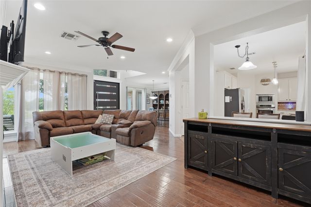 5904 Heron Cove Lane, The Colony, TX 75056