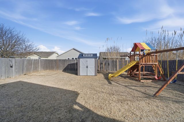 14305 E 112th Place N, Owasso, OK 74055