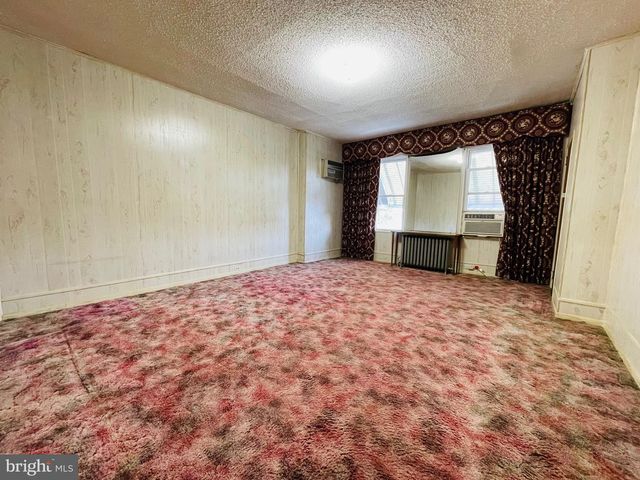 3349 ALMOND ST, Philadelphia, PA 19134