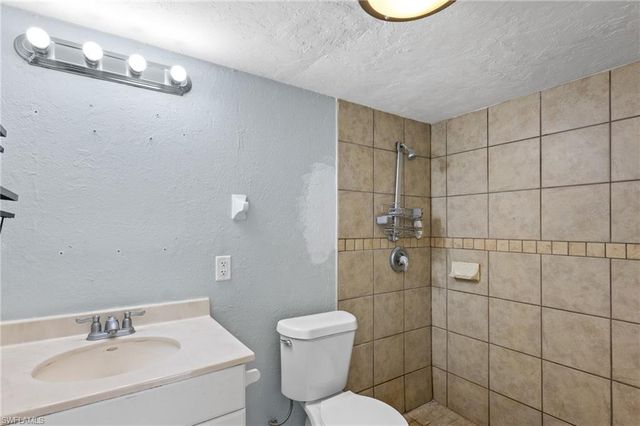 17524 Dumont DR, Fort Myers, FL 33967