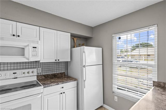 17524 Dumont DR, Fort Myers, FL 33967