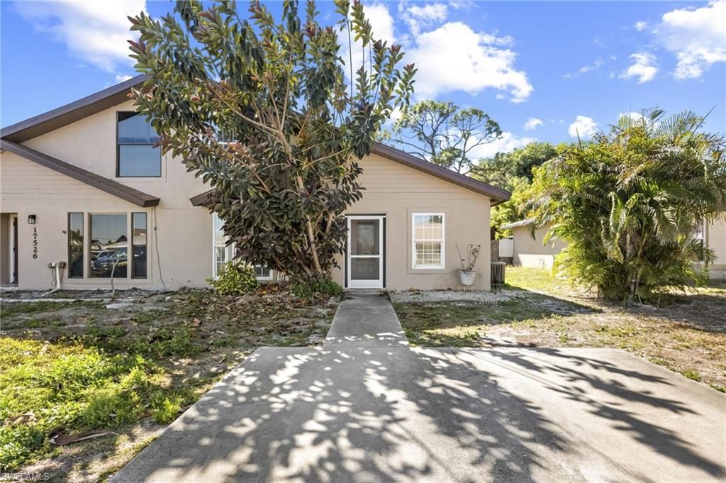 17524 Dumont DR, Fort Myers, FL 33967