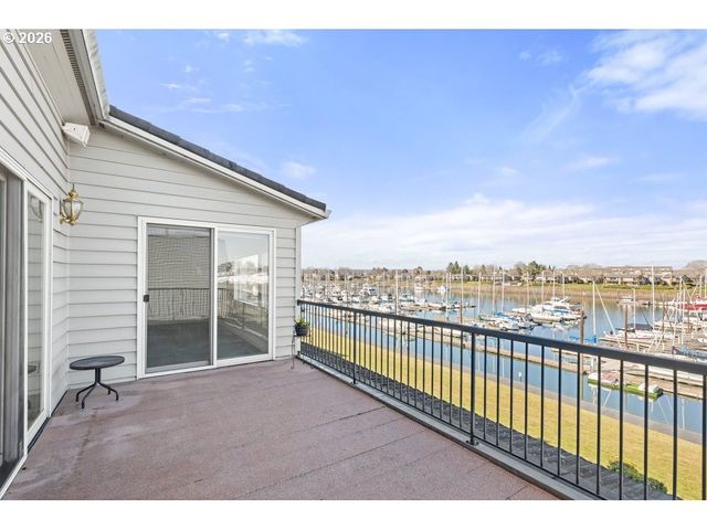 165 N LOTUS BEACH Dr, Portland, OR 97217
