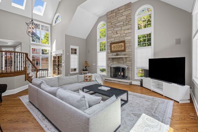 12307 S Hobart Street, Palos Park, IL 60464