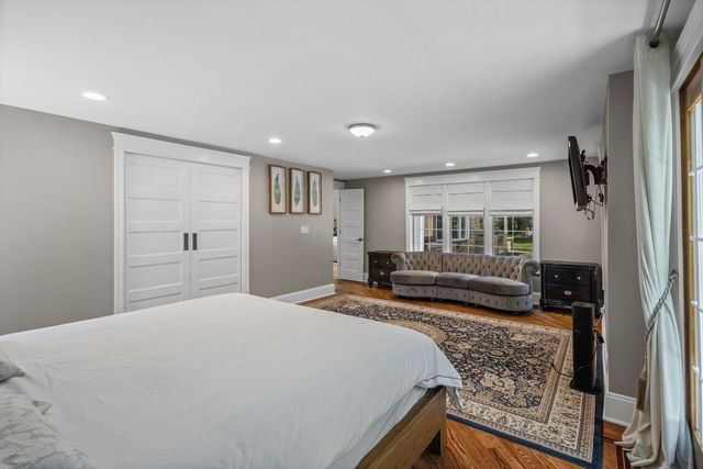 12307 S Hobart Street, Palos Park, IL 60464