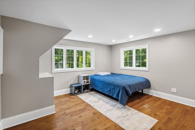12307 S Hobart Street, Palos Park, IL 60464