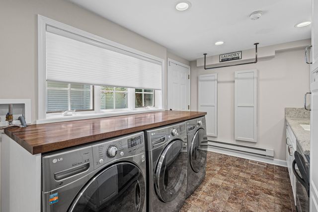 12307 S Hobart Street, Palos Park, IL 60464