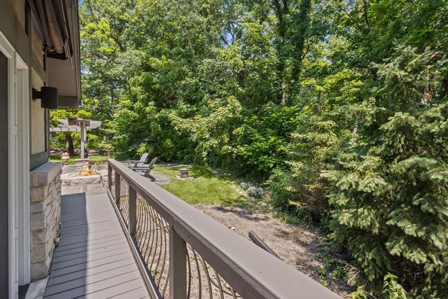 12307 S Hobart Street, Palos Park, IL 60464