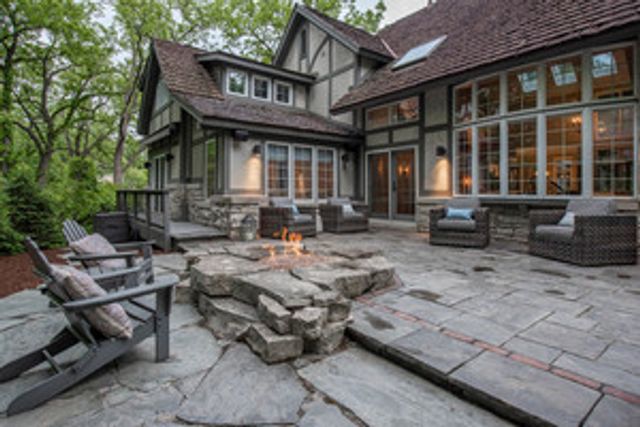 12307 S Hobart Street, Palos Park, IL 60464
