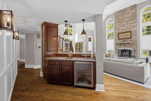 12307 S Hobart Street, Palos Park, IL 60464